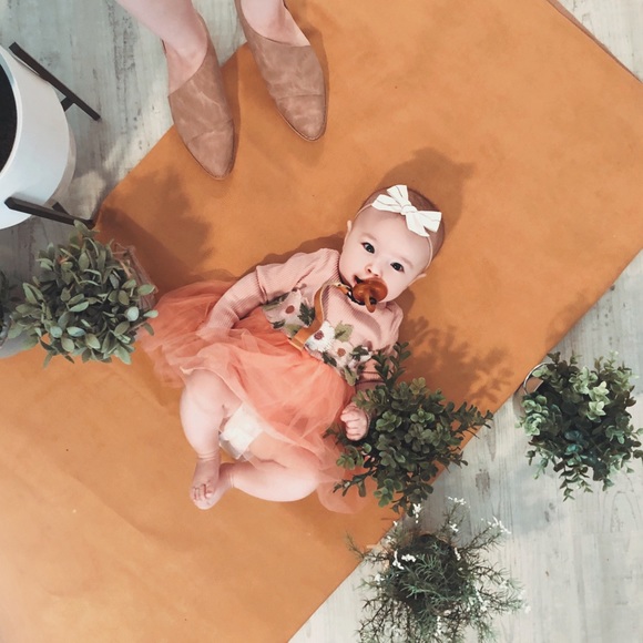 Meet your Posher, Tia - Picture 3 of 7